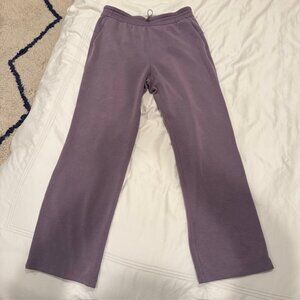 Good condition Lululemon Women's Softstreme High-Rise Straight-Leg Pant Regular